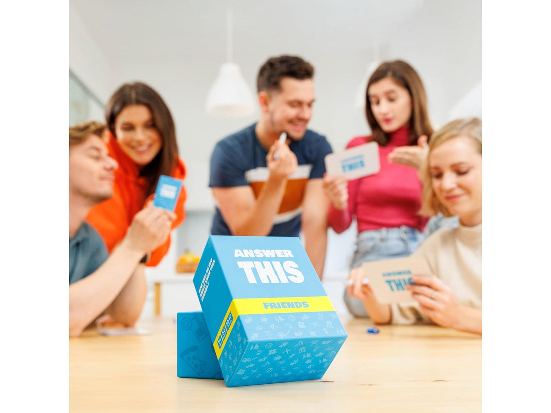 Answer This Friends edition game box packshot — how to play guide